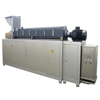 बड़े पैमाने पर तैरती मछली फ़ीड मशीन तीन चरण सैबिनोओ फ़ैक्टरी में