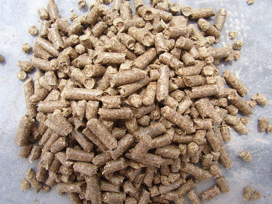 चीन डबल स्क्रू एक्सट्रूडर फ्लोटिंग फिश फीड एनिमल फीड पेलेट उत्पादन लाइन